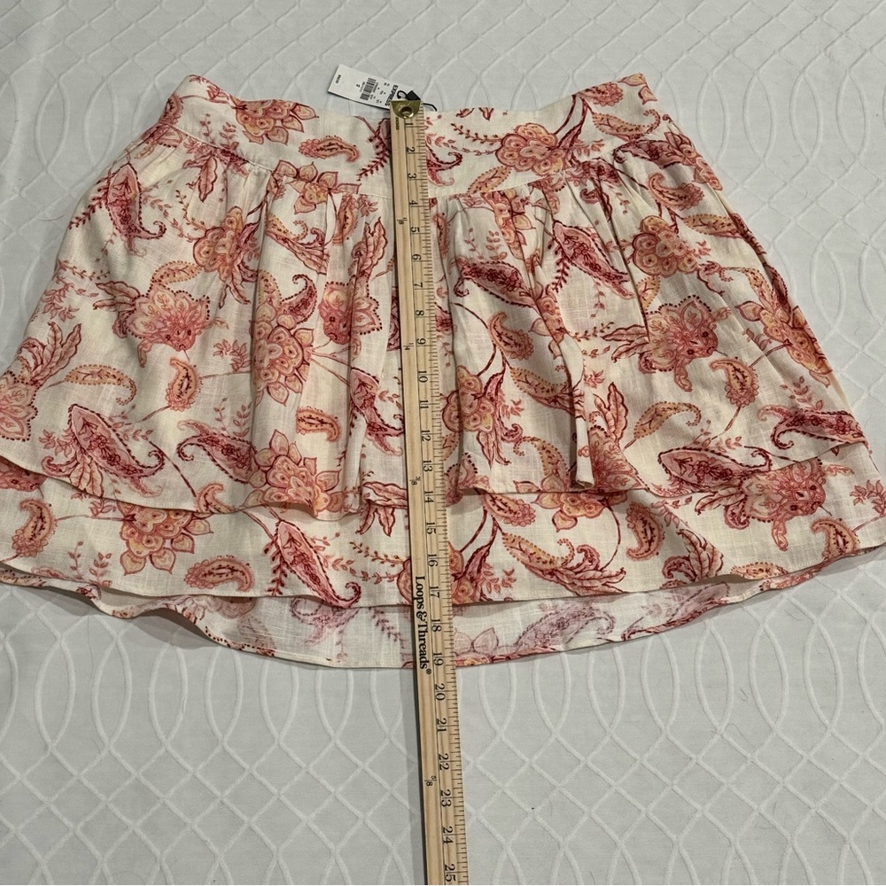 Express NWT Linen-Blend Printed Tiered Ruffle
Mini Skirt Size 12 - Picture 10 of 13
